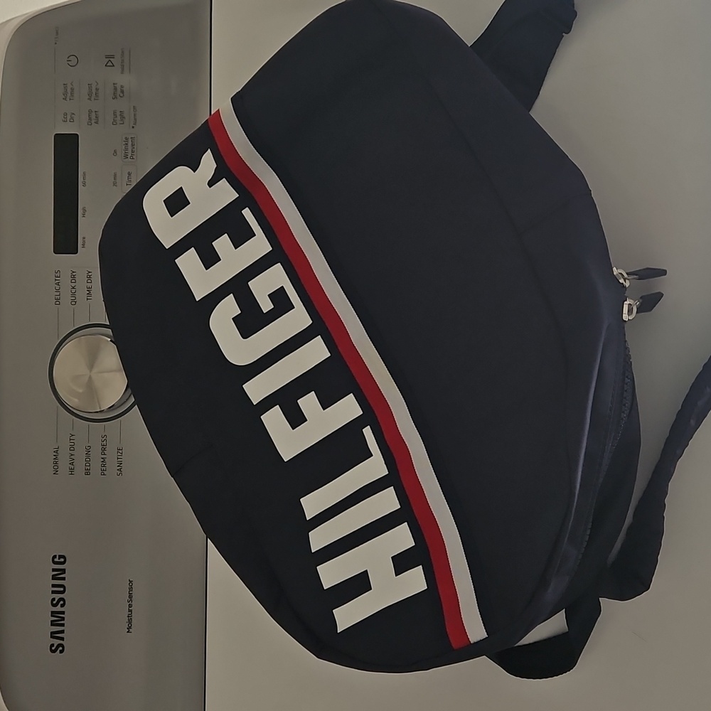TOMMY Hilfiger Backpack School Travel Bag Laptop - Picture 2 of 14